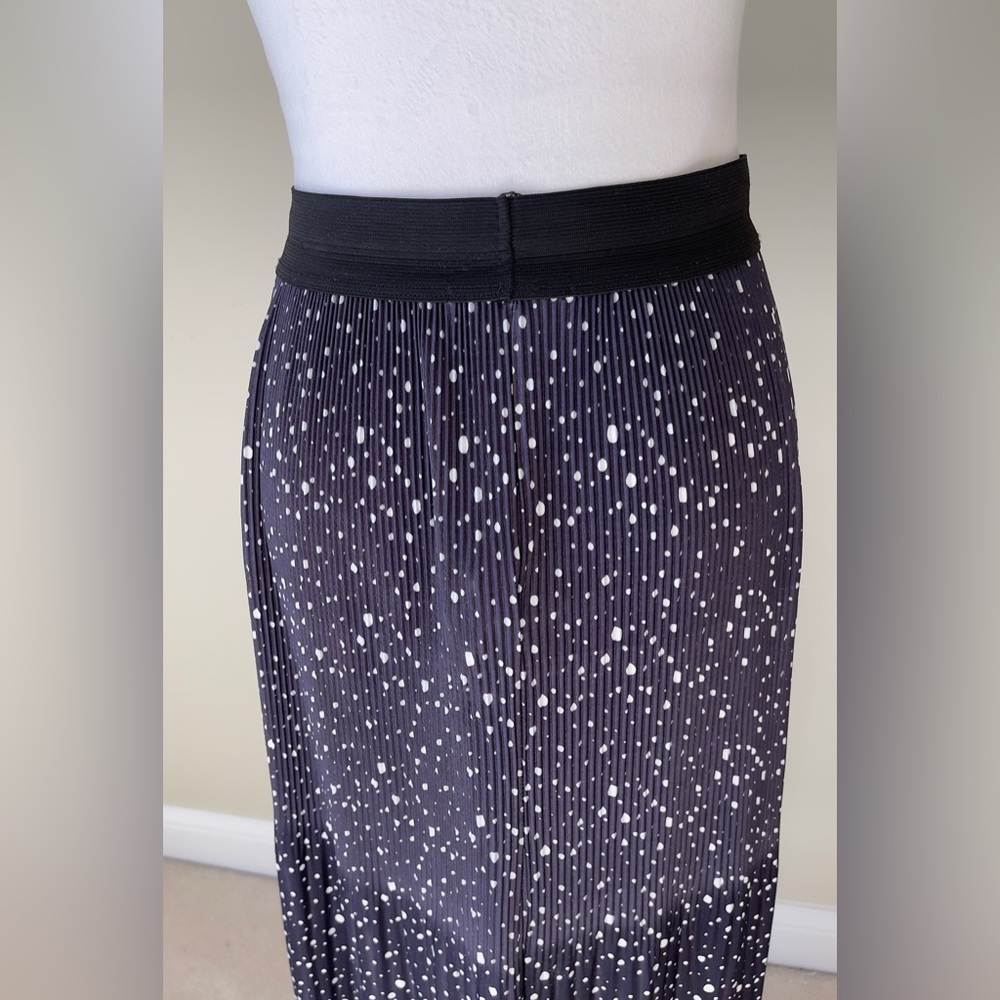 Punt o Roma Blue & While Elastic Waist Long Pleated Maxi Casual Skirt EUC - Picture 2 of 7